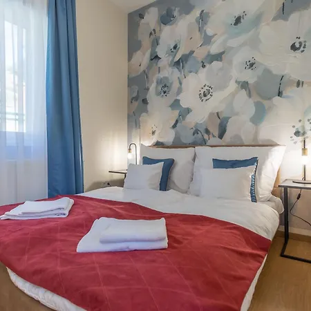 Nemes The Great - Petite Apartment