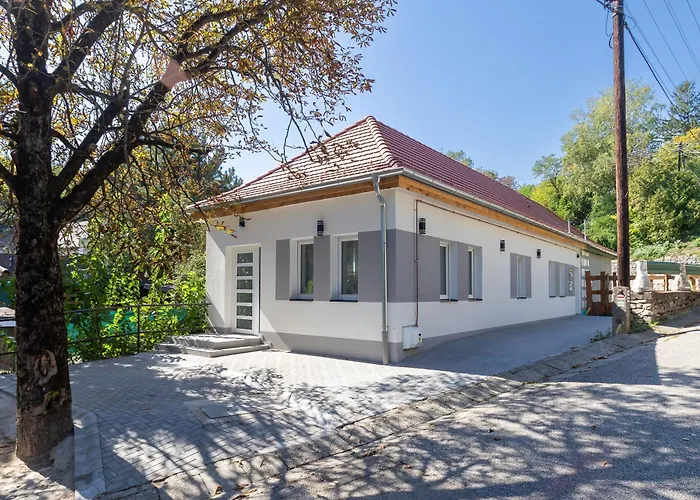 Nemes The Great - Petite *